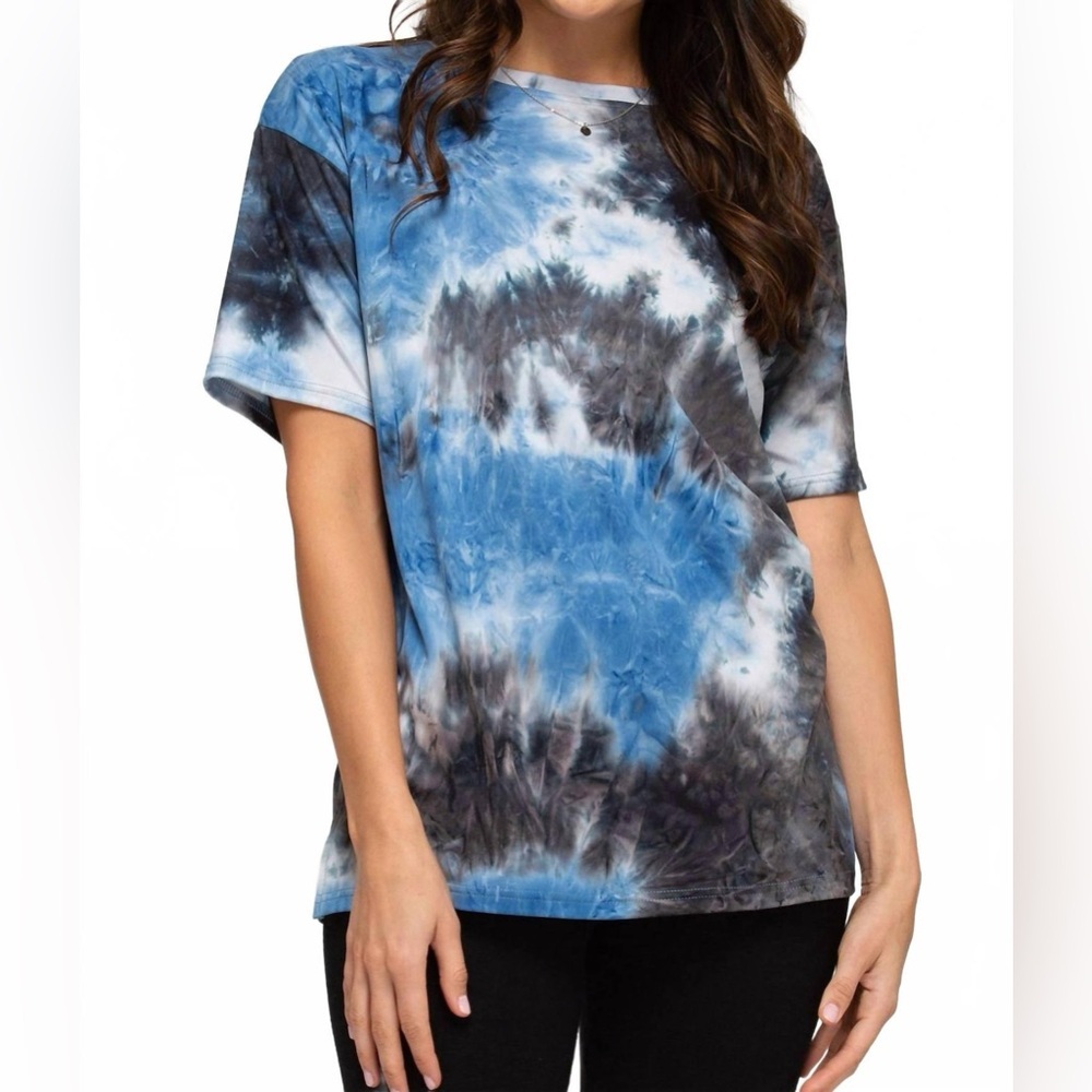 NWT She + Sky Blue and Black Tie-Dye Tee Size Small